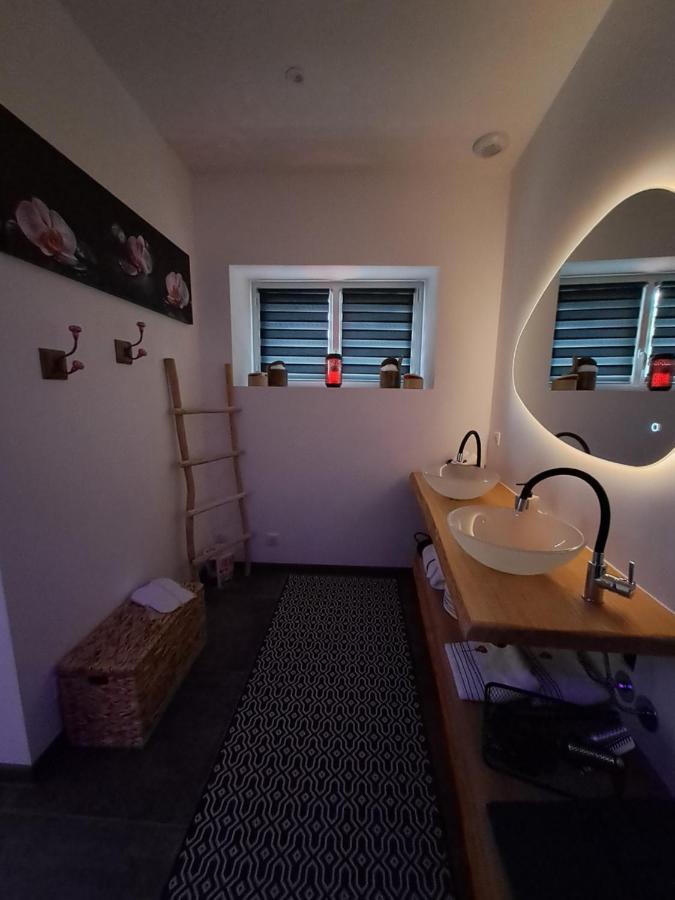 Ba'Cam Spa Bed and Breakfast Etigny Buitenkant foto